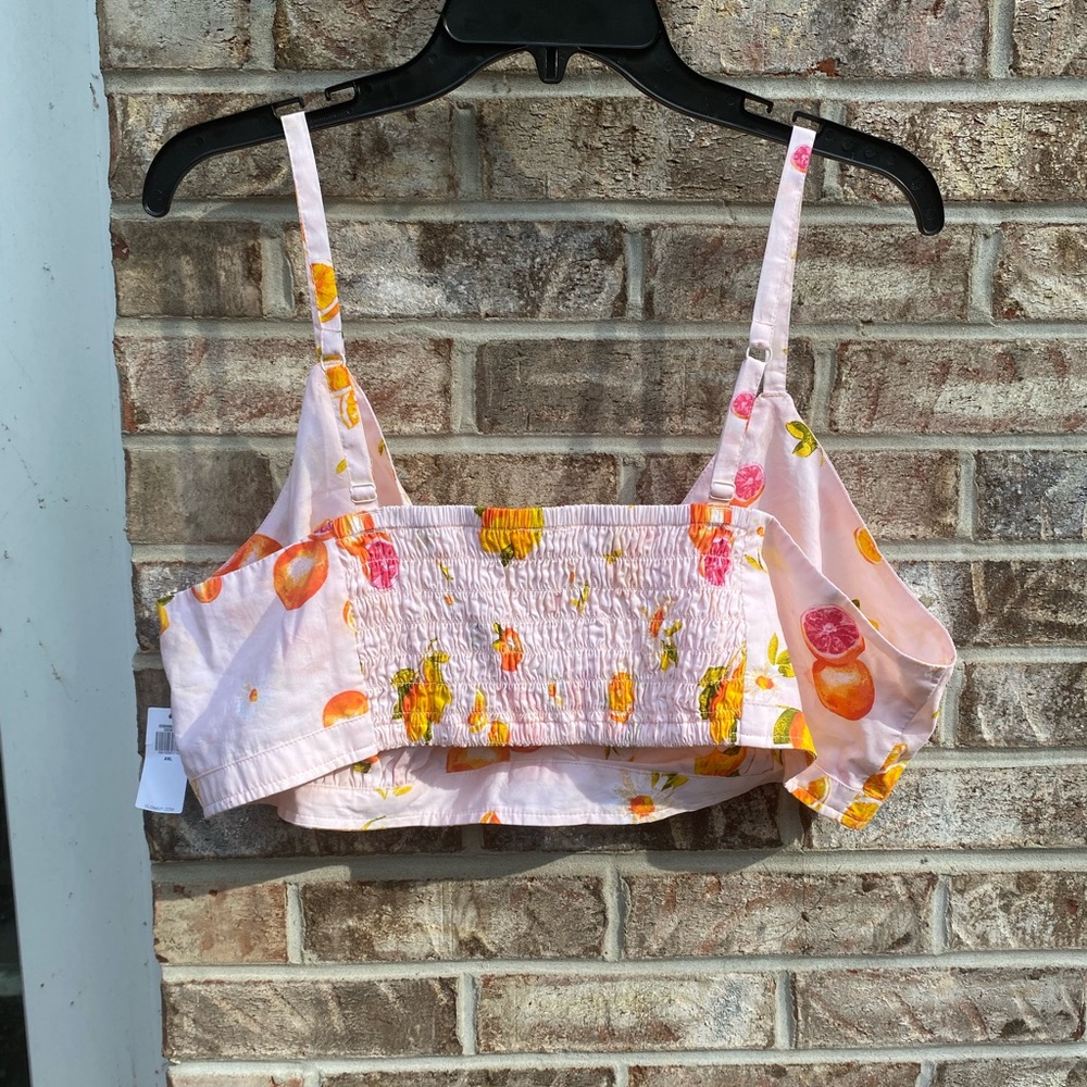 NWTs Old Navy Women's Peachy Pastel Floral & Fruit Print Crop Top - Picture 10 of 13